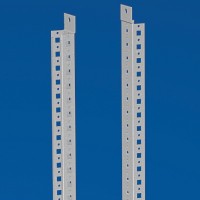 DKC Стойки вертикальные, для поддержки разделителей, В=2200мм, (упак=2шт.) R5MVE22 фото
