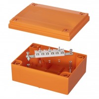 DKC Коробка пластиковая FS с гладкими стенками и клеммниками IP56, 240x190x90 мм, 6р, 450V, 20A, 10 мм.кв, нерж.контакт FSK40610 фото